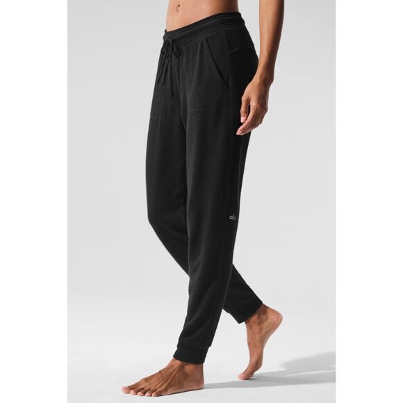 Alo Soho Sweatpant Alolux High-Rise Ankle-Length Jogger With Pockets - Picture 4 of 8